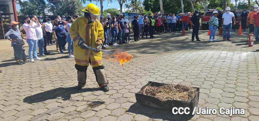 BOMBERO